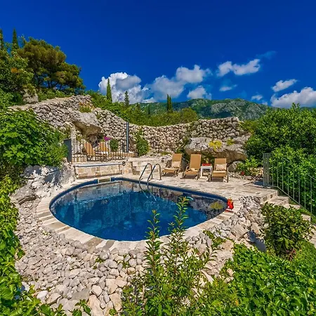 Vila Royal House