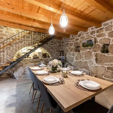 Royal House Villa *