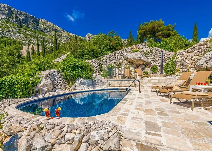 Villa Royal House