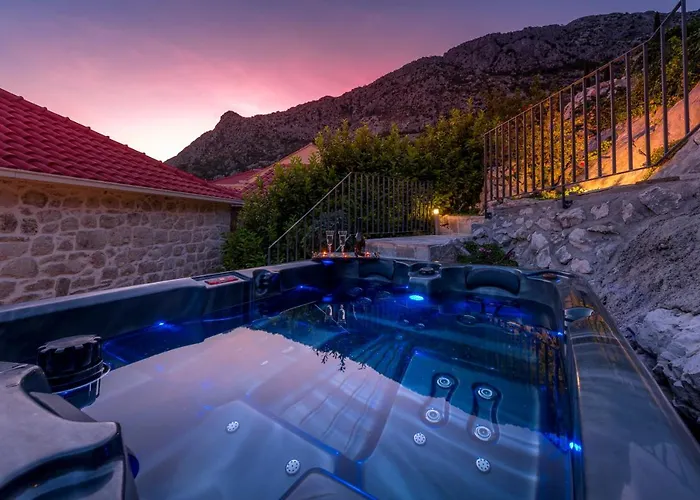 Villa Royal House