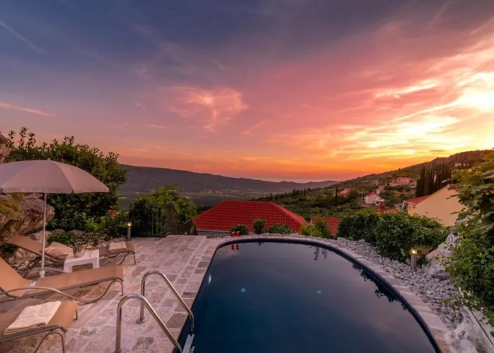Royal House Villa *